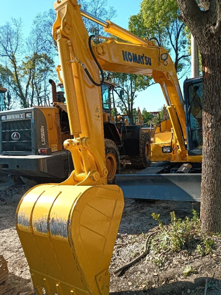 Komatsu PC 70 - Pelle sur chenille: photos 3 Komatsu PC 70 - Pelle sur chenille: photos 3