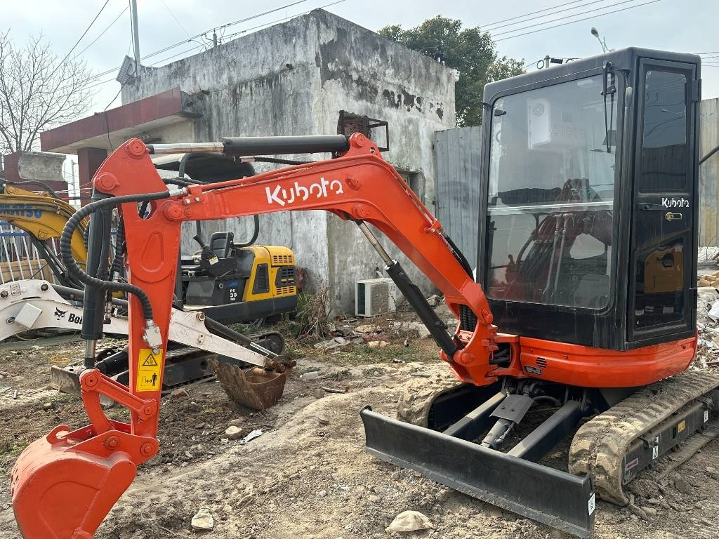 Kubota U 20 - Pelle sur chenille: photos 4 Kubota U 20 - Pelle sur chenille: photos 4