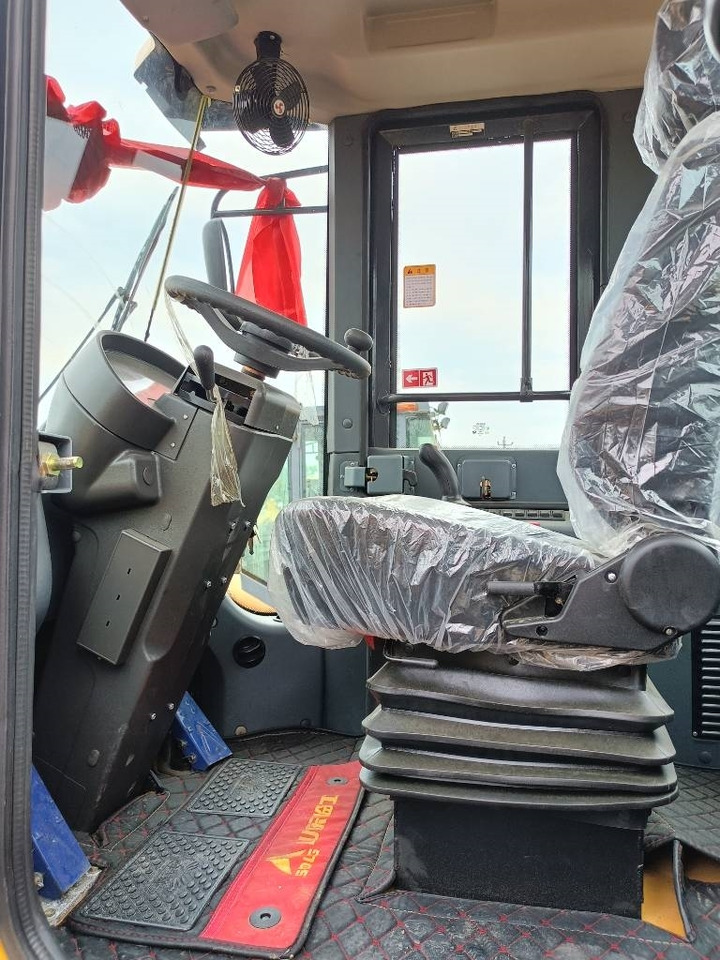 Crédit-bail de SDLG L 956 F  SDLG L 956 F: photos 9