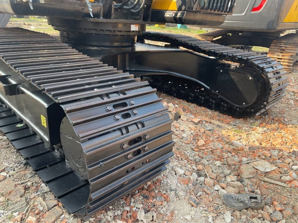 Pelle sur chenille neuf Sany 235c [ Copy ]: photos 6