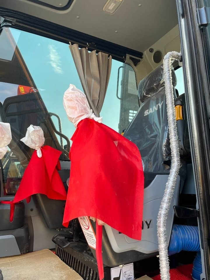 Sany SY 135 C - Pelle sur chenille: photos 5 Sany SY 135 C - Pelle sur chenille: photos 5