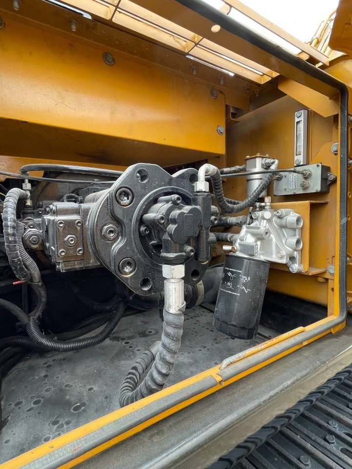 Sany SY 215 C - Pelle sur chenille: photos 5 Sany SY 215 C - Pelle sur chenille: photos 5