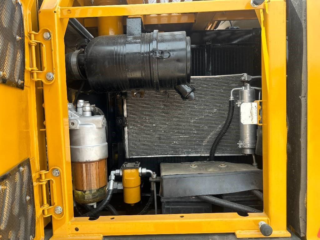 Sany SY 95 C  - Pelle sur chenille: photos 3 Sany SY 95 C  - Pelle sur chenille: photos 3