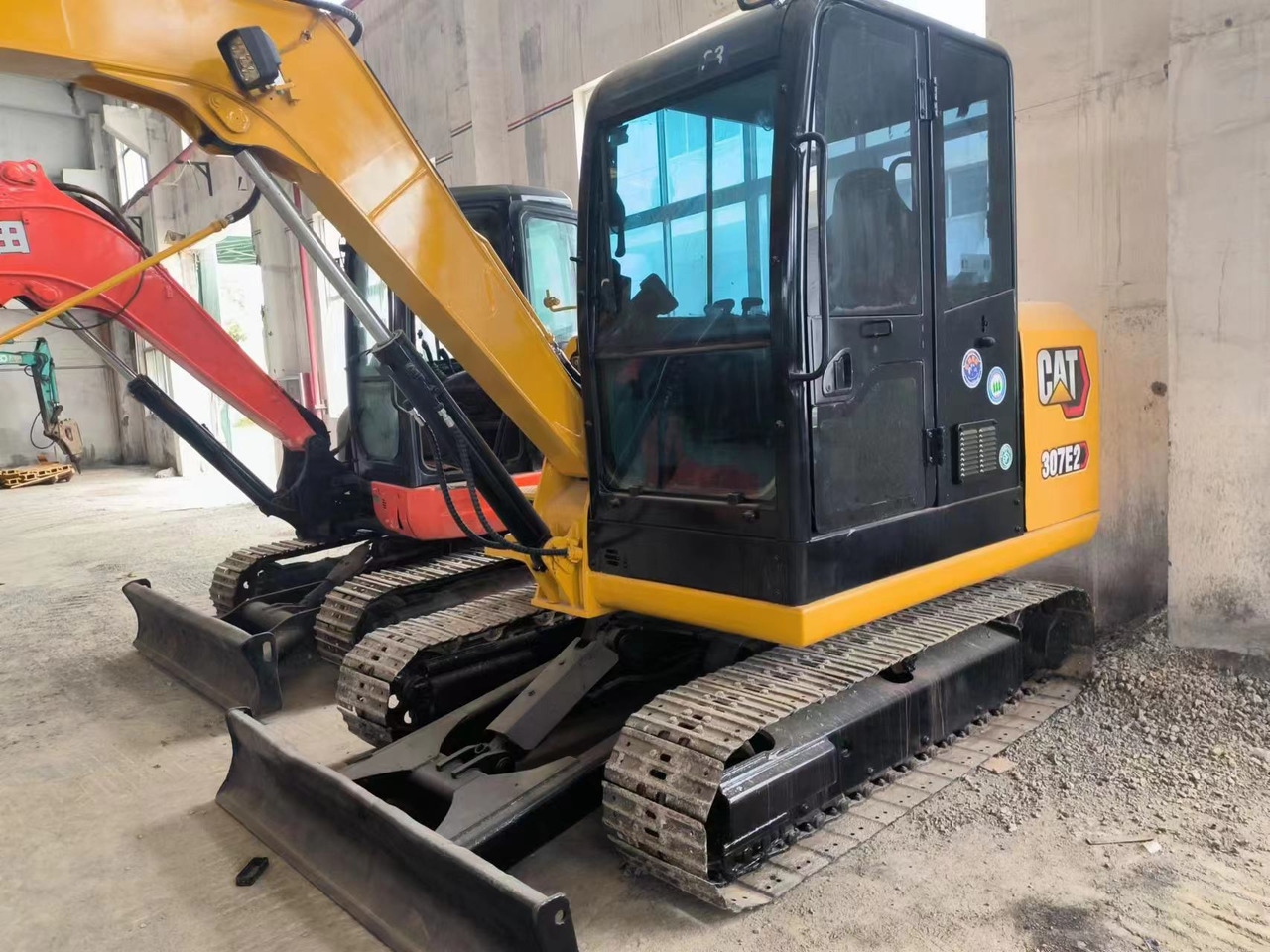CATERPILLAR 307E - Mini pelle: photos 3 CATERPILLAR 307E - Mini pelle: photos 3