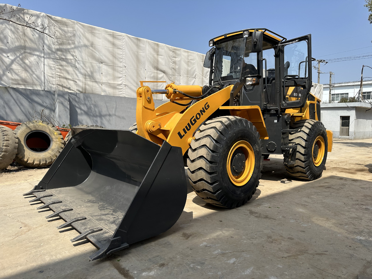 LIUGONG 856H used lugong 856 wheel loader - Chargeuse sur pneus: photos 4 LIUGONG 856H used lugong 856 wheel loader - Chargeuse sur pneus: photos 4