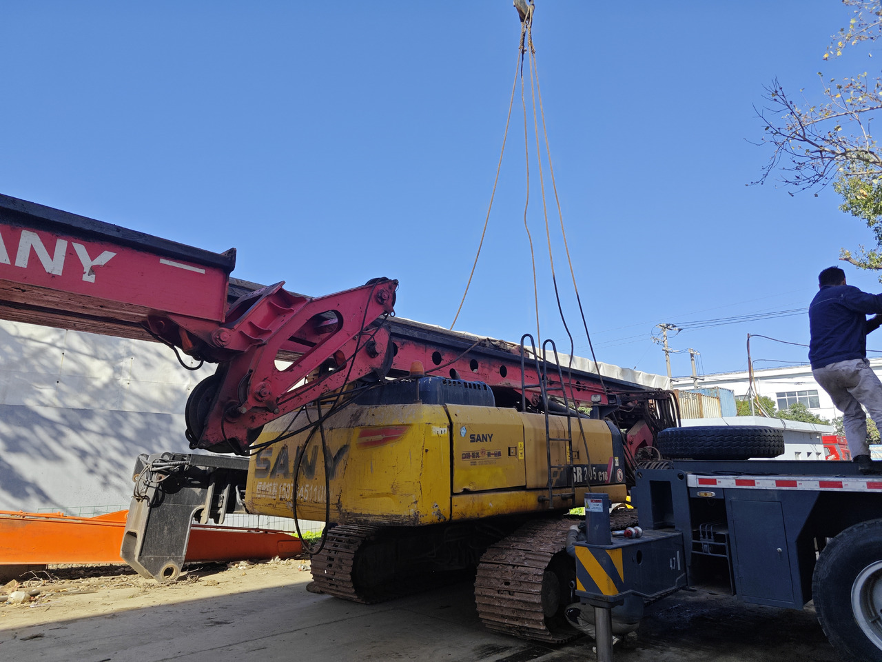 SANY SR205 Rotary Drill USED Crawler Drill rig - Foreuse: photos 2 SANY SR205 Rotary Drill USED Crawler Drill rig - Foreuse: photos 2