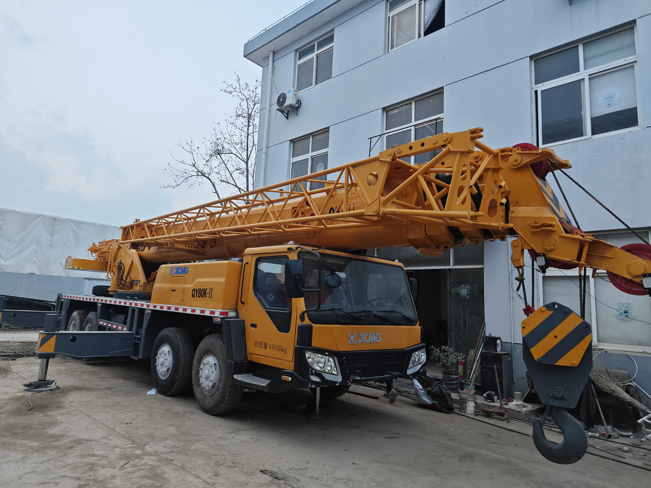 XCMG QY80K 80T TRUCK CRANE - Grue mobile: photos 5 XCMG QY80K 80T TRUCK CRANE - Grue mobile: photos 5