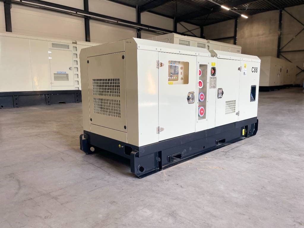 Cummins 4BTA3.9-G11 - 88 kVA Generator - DPX-19834 - Groupe électrogène: photos 2 Cummins 4BTA3.9-G11 - 88 kVA Generator - DPX-19834 - Groupe électrogène: photos 2