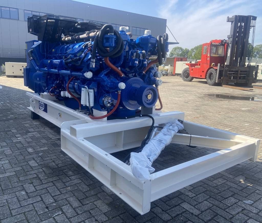 FG Wilson P2250-1 - 2250 kVA Genset - DPX-16034-O - Groupe électrogène: photos 3 FG Wilson P2250-1 - 2250 kVA Genset - DPX-16034-O - Groupe électrogène: photos 3