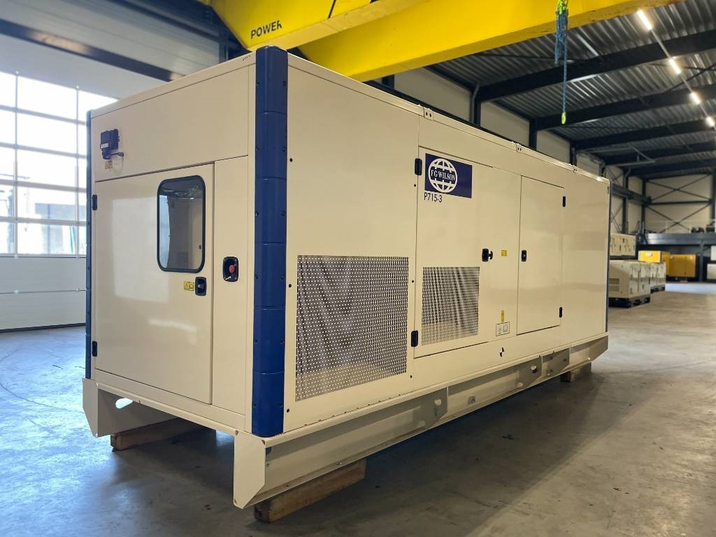 FG Wilson P715-3 - 715 kVA Genset - DPX-16023 - Groupe électrogène: photos 4 FG Wilson P715-3 - 715 kVA Genset - DPX-16023 - Groupe électrogène: photos 4