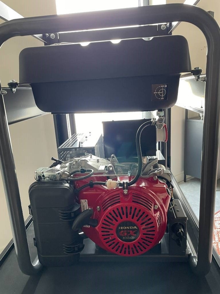 Honda FH9220TWE - 8.7 kVA generator - DPX-17965 - Groupe électrogène: photos 3 Honda FH9220TWE - 8.7 kVA generator - DPX-17965 - Groupe électrogène: photos 3