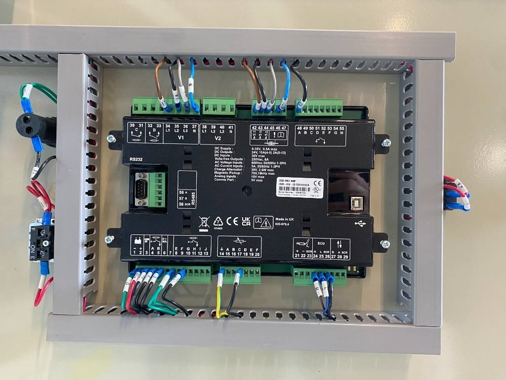 Crédit-bail de Iveco CR13TE3A - 440 kVA Generator - DPX-19796 Iveco CR13TE3A - 440 kVA Generator - DPX-19796: photos 11 Crédit-bail de Iveco CR13TE3A - 440 kVA Generator - DPX-19796 Iveco CR13TE3A - 440 kVA Generator - DPX-19796: photos 11