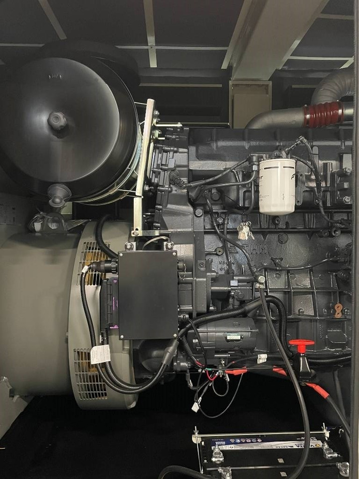 Crédit-bail de Iveco CR13TE3A - 440 kVA Generator - DPX-19796 Iveco CR13TE3A - 440 kVA Generator - DPX-19796: photos 15 Crédit-bail de Iveco CR13TE3A - 440 kVA Generator - DPX-19796 Iveco CR13TE3A - 440 kVA Generator - DPX-19796: photos 15