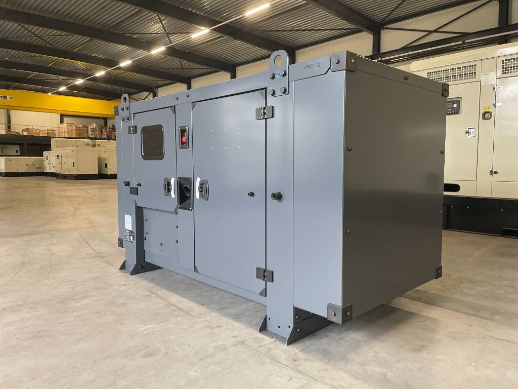 Iveco NEF45SM3 - 85 kVA Generator - DPX-17551 - Groupe électrogène: photos 5 Iveco NEF45SM3 - 85 kVA Generator - DPX-17551 - Groupe électrogène: photos 5