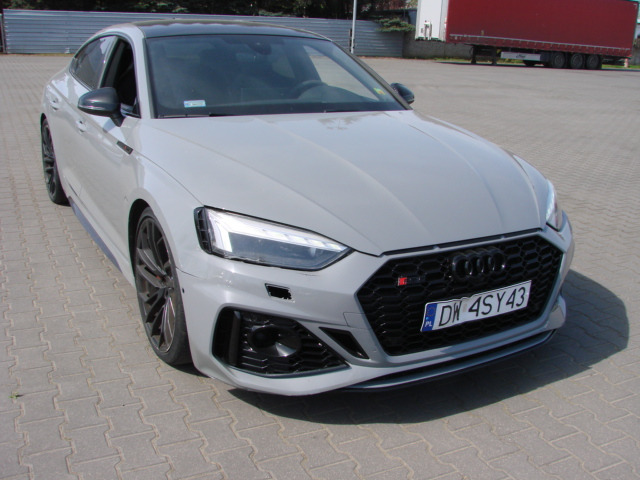 Voiture AUDI RS5 HATCHBACK: photos 1