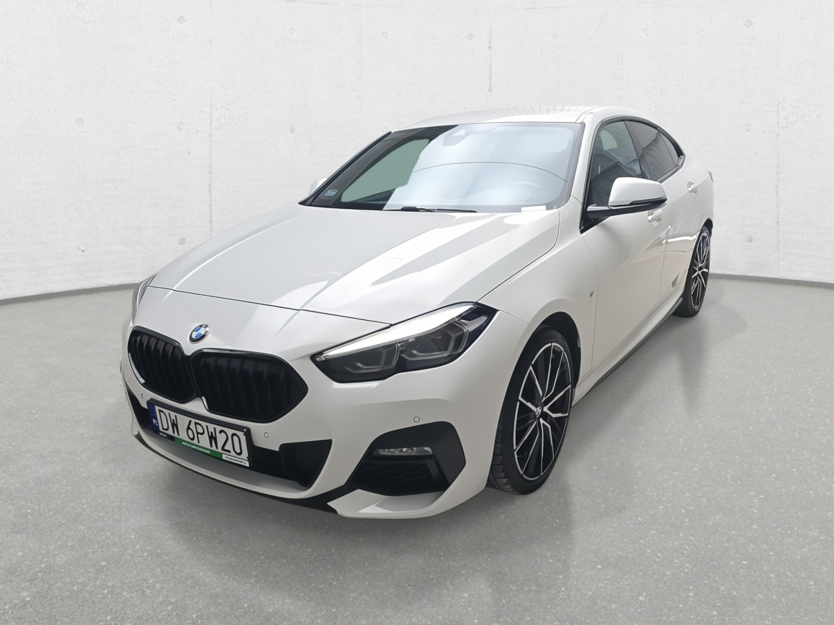BMW 218 I SEDAN - Berline: photos 4 BMW 218 I SEDAN - Berline: photos 4