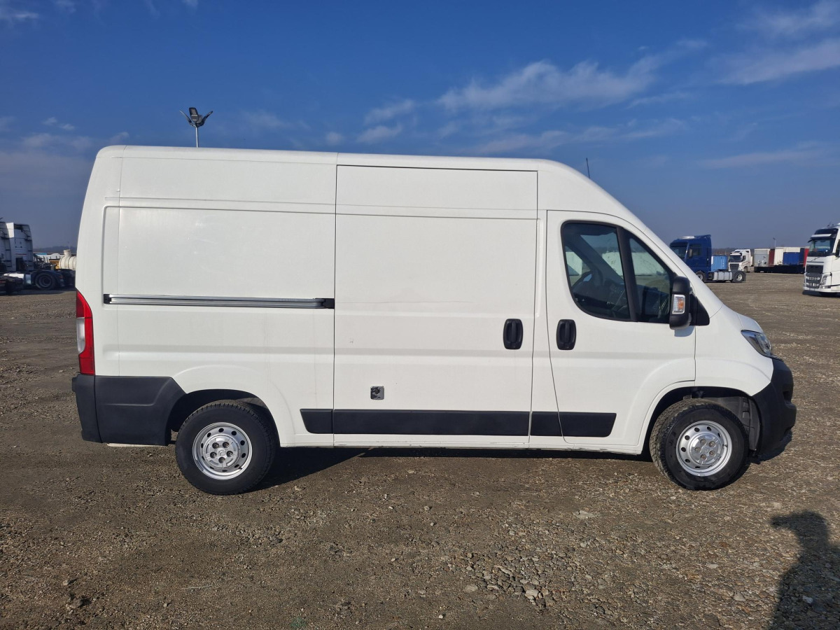 CITROEN JUMPER FURGON BLASZAK - Fourgon utilitaire: photos 4 CITROEN JUMPER FURGON BLASZAK - Fourgon utilitaire: photos 4