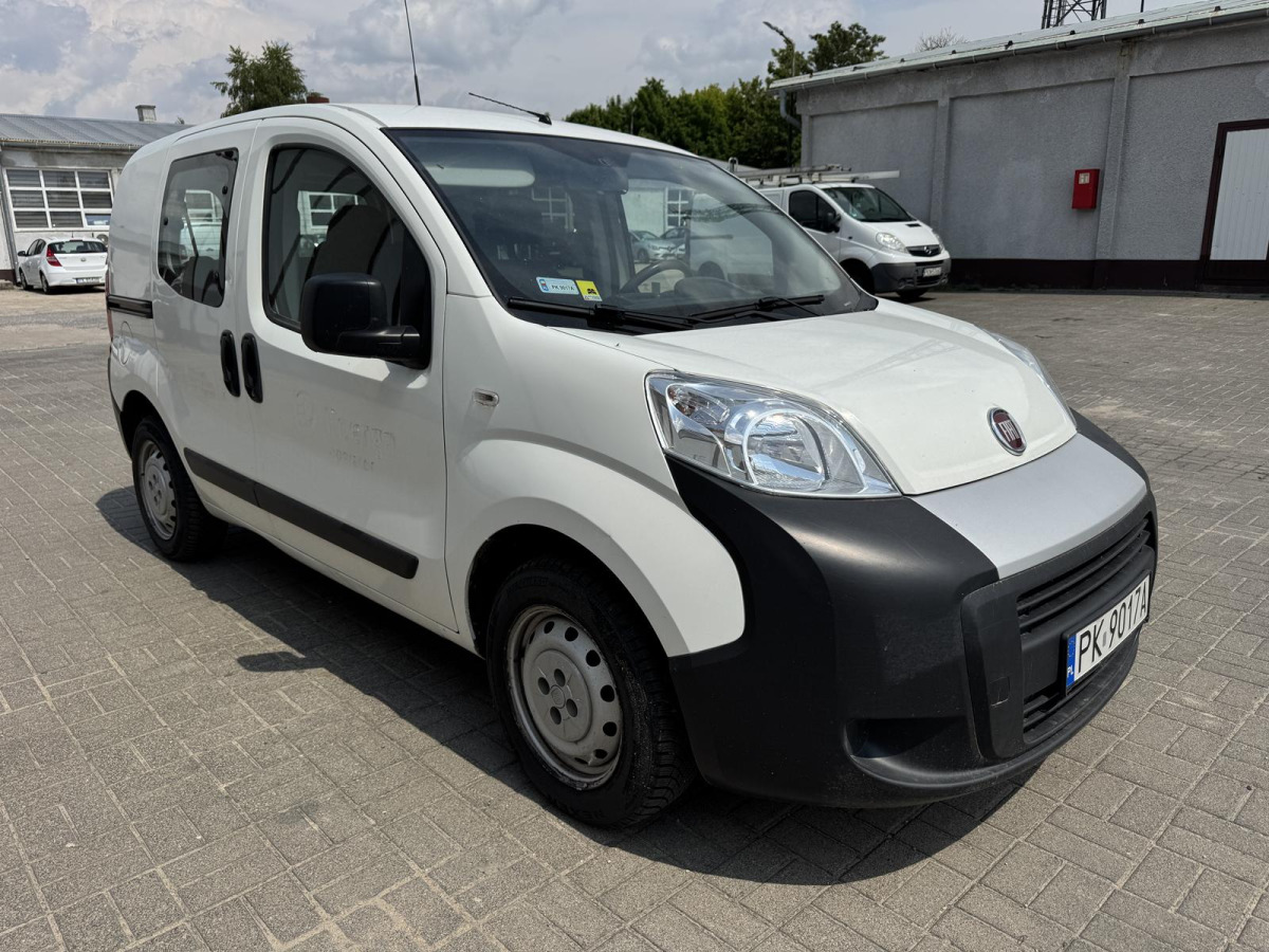 FIAT FIORINO MINIVAN - Voiture: photos 1 FIAT FIORINO MINIVAN - Voiture: photos 1