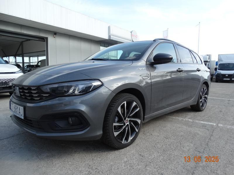 FIAT TIPO KOMBI - Voiture: photos 3 FIAT TIPO KOMBI - Voiture: photos 3