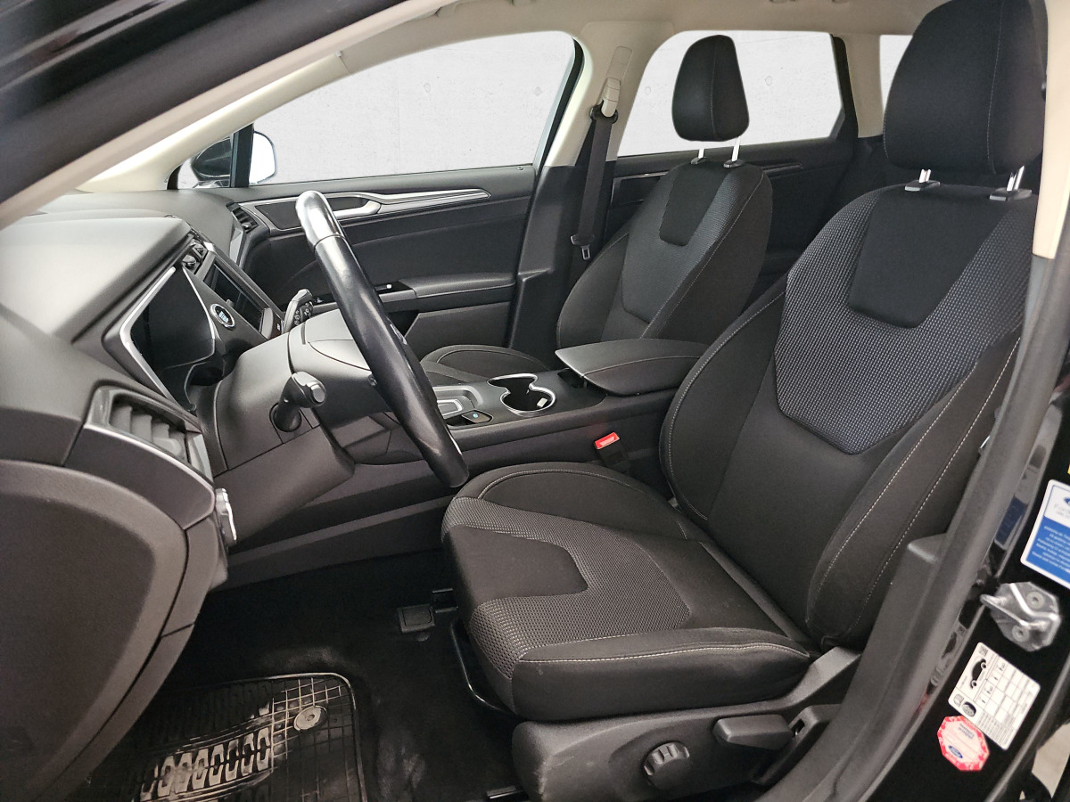 Voiture FORD MONDEO KOMBI: photos 12