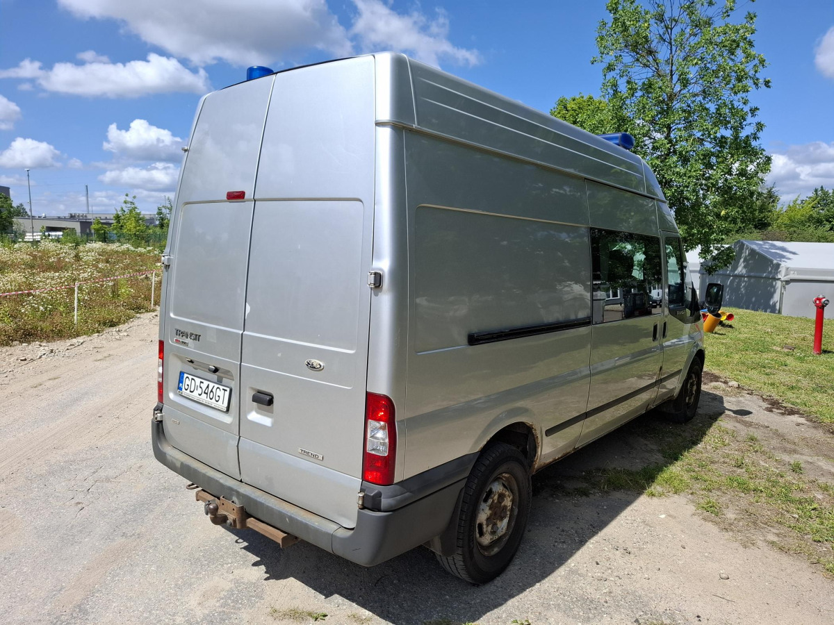 FORD TRANSIT BRYGADÓWKA - Utilitaire double cabine: photos 3 FORD TRANSIT BRYGADÓWKA - Utilitaire double cabine: photos 3