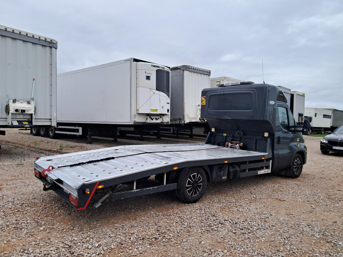 IVECO 35S18 AUTOLAWETA - Remorqueuse: photos 4 IVECO 35S18 AUTOLAWETA - Remorqueuse: photos 4
