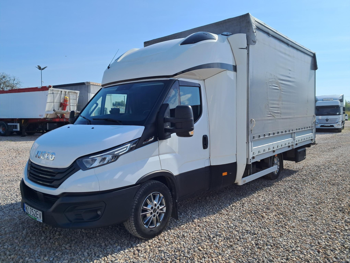 IVECO 35S18 PLANDEKA - Utilitaire rideaux coulissants (PLSC): photos 3 IVECO 35S18 PLANDEKA - Utilitaire rideaux coulissants (PLSC): photos 3