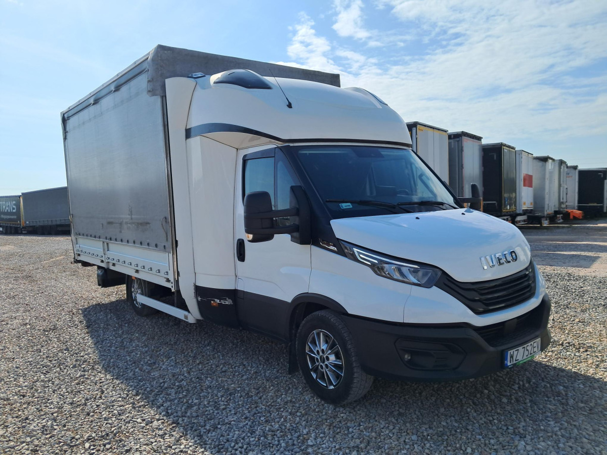 IVECO 35S18 PLANDEKA - Utilitaire rideaux coulissants (PLSC): photos 1 IVECO 35S18 PLANDEKA - Utilitaire rideaux coulissants (PLSC): photos 1