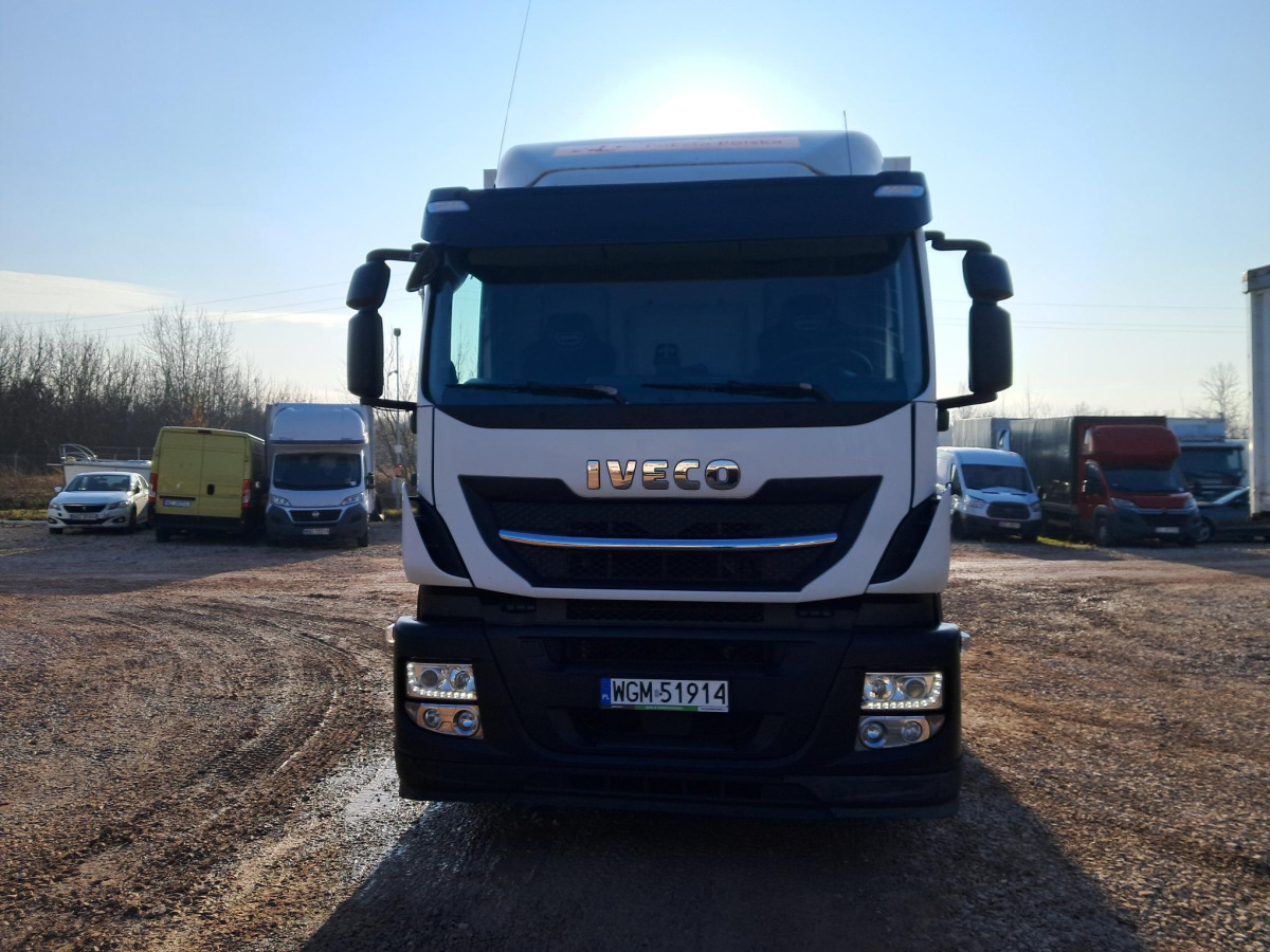 IVECO AD260SY/P KONTENER Z WINDĄ - Camion fourgon: photos 3 IVECO AD260SY/P KONTENER Z WINDĄ - Camion fourgon: photos 3