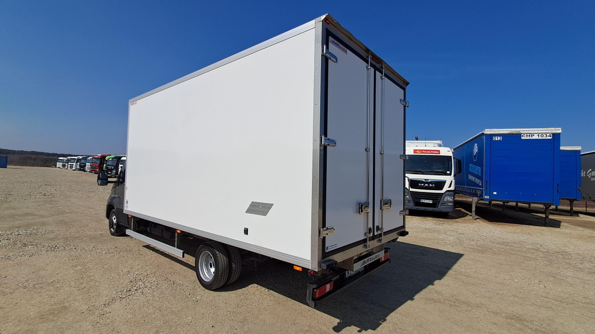IVECO DAILY 50C18 CHŁODNIA Z AGREGATEM - Camion frigorifique: photos 5 IVECO DAILY 50C18 CHŁODNIA Z AGREGATEM - Camion frigorifique: photos 5