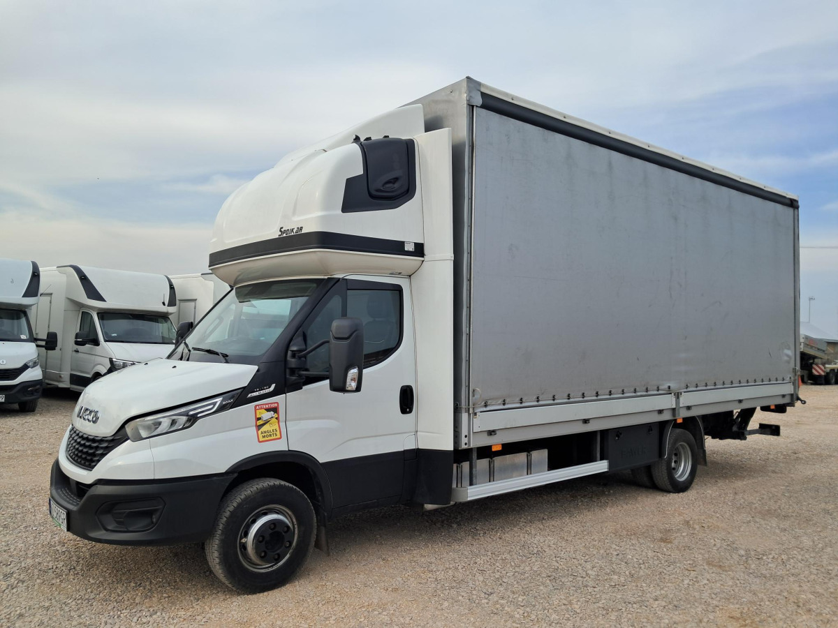 IVECO DAILY KONTENER Z WINDĄ - Fourgon grand volume: photos 2 IVECO DAILY KONTENER Z WINDĄ - Fourgon grand volume: photos 2
