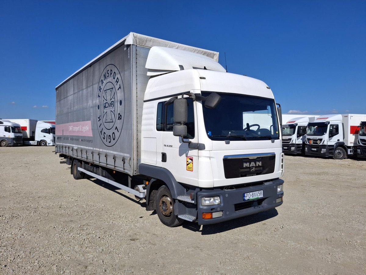 MAN/MAN TRUCK TGL12.250 4X2BL SOLÓWKA - Camion à rideaux coulissants: photos 1 MAN/MAN TRUCK TGL12.250 4X2BL SOLÓWKA - Camion à rideaux coulissants: photos 1