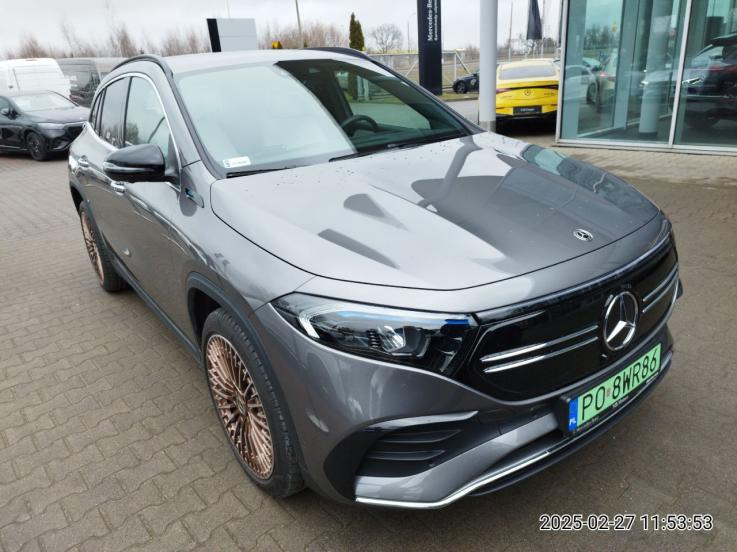 MERCEDES BENZ EQA 300 SUV - SUV: photos 1 MERCEDES BENZ EQA 300 SUV - SUV: photos 1