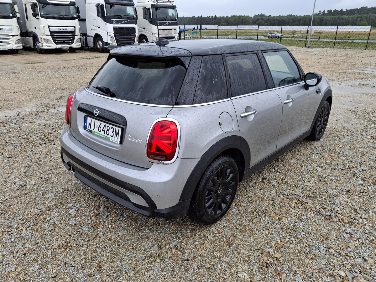 MINI COOPER HATCHBACK - Voiture à hayon: photos 5 MINI COOPER HATCHBACK - Voiture à hayon: photos 5