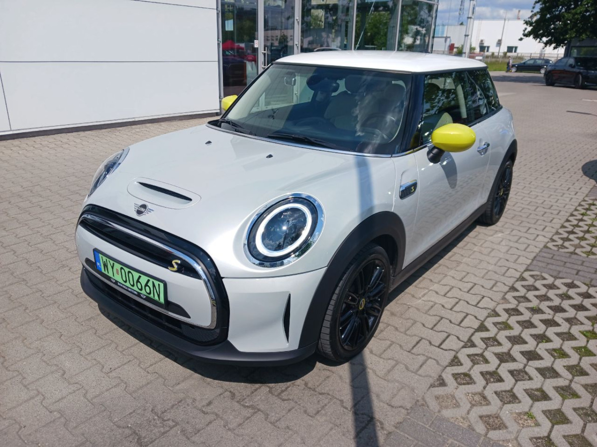 MINI Cooper SE Classic Trim HATCHBACK - Voiture à hayon: photos 2 MINI Cooper SE Classic Trim HATCHBACK - Voiture à hayon: photos 2