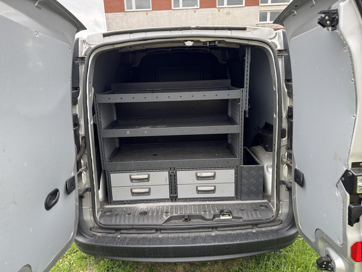 Fourgon utilitaire RENAULT KANGOO FURGON BLASZAK: photos 10