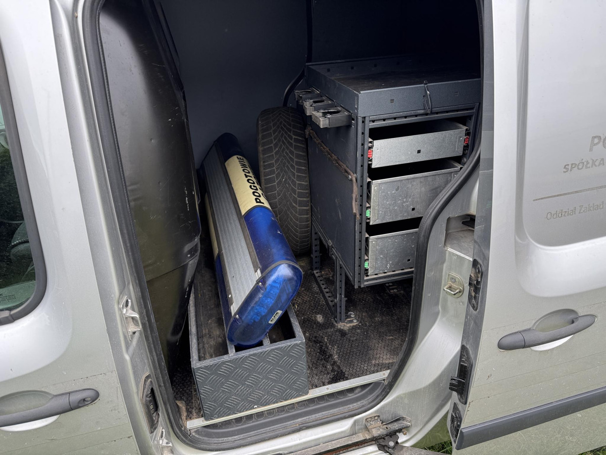 Fourgon utilitaire RENAULT KANGOO FURGON BLASZAK: photos 9