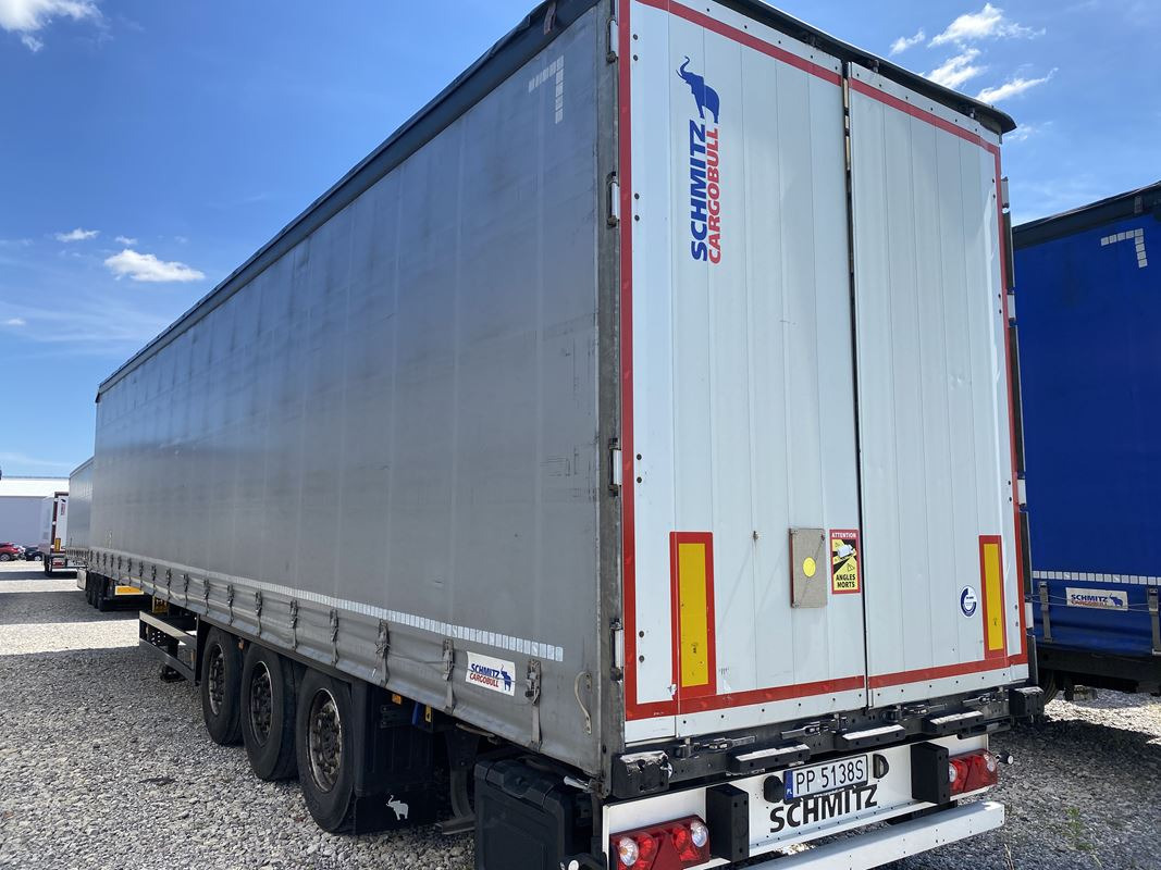 SCHMITZ CARGOBULL SCB S3T FIRANA - Remorque rideaux coulissants: photos 3 SCHMITZ CARGOBULL SCB S3T FIRANA - Remorque rideaux coulissants: photos 3