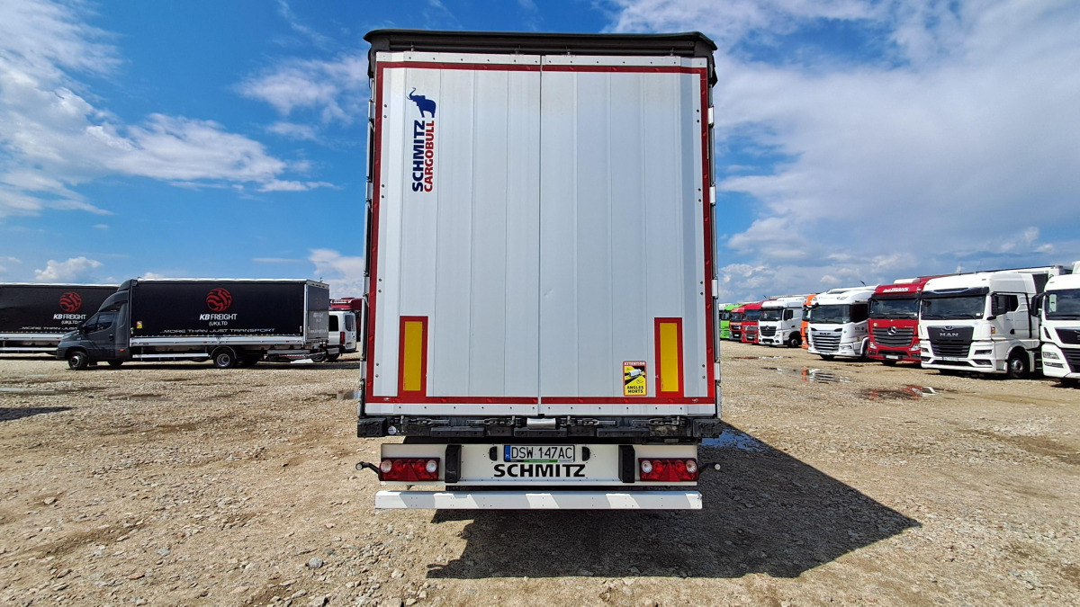 SCHMITZ CARGOBULL SCBS3T PLANDEKA/FIRANA - Remorque rideaux coulissants: photos 4 SCHMITZ CARGOBULL SCBS3T PLANDEKA/FIRANA - Remorque rideaux coulissants: photos 4