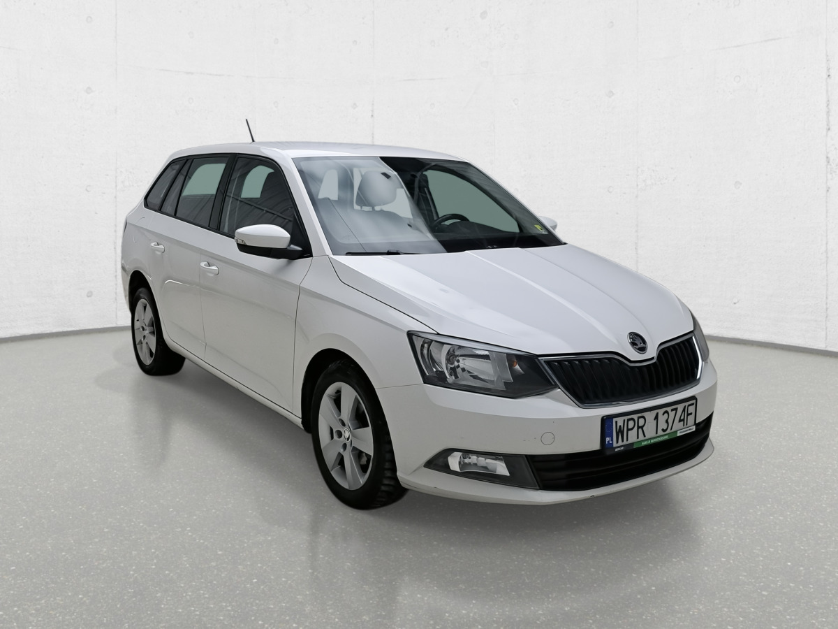 SKODA FABIA KOMBI - Voiture: photos 2 SKODA FABIA KOMBI - Voiture: photos 2