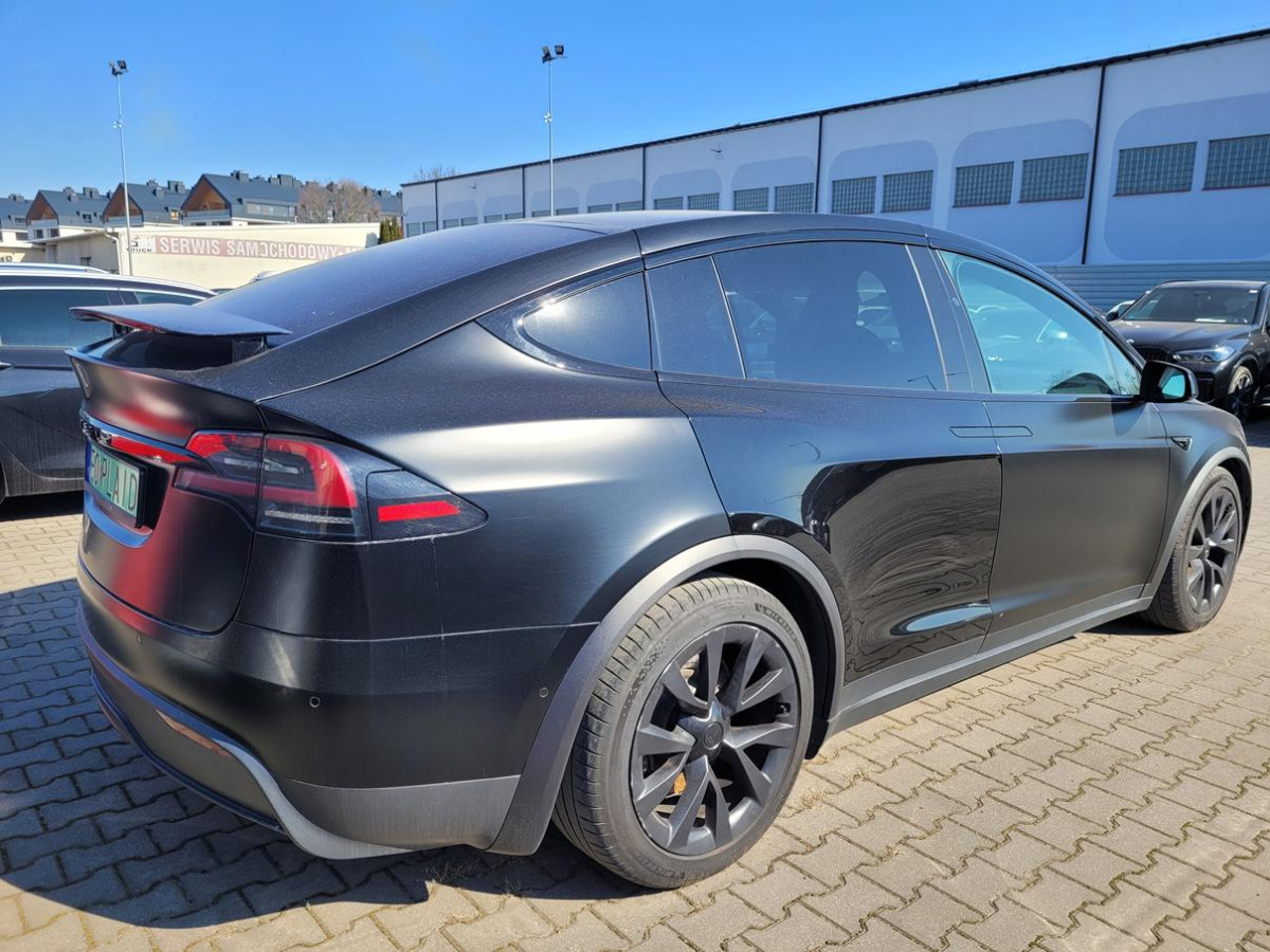 TESLA MODEL X SUV - SUV: photos 5 TESLA MODEL X SUV - SUV: photos 5