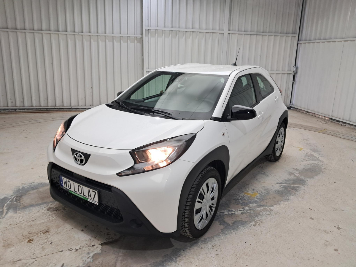 TOYOTA TOYOTA AYGO X HATCHBACK - Voiture: photos 3 TOYOTA TOYOTA AYGO X HATCHBACK - Voiture: photos 3