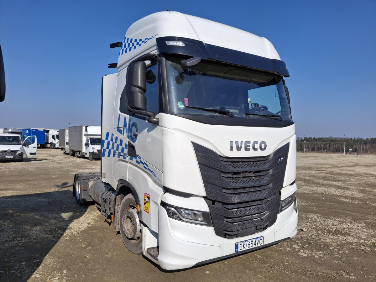 IVECO AS440ST/FP LT LNG CIĄGNIK SIODŁOWY - Tracteur routier: photos 1 IVECO AS440ST/FP LT LNG CIĄGNIK SIODŁOWY - Tracteur routier: photos 1