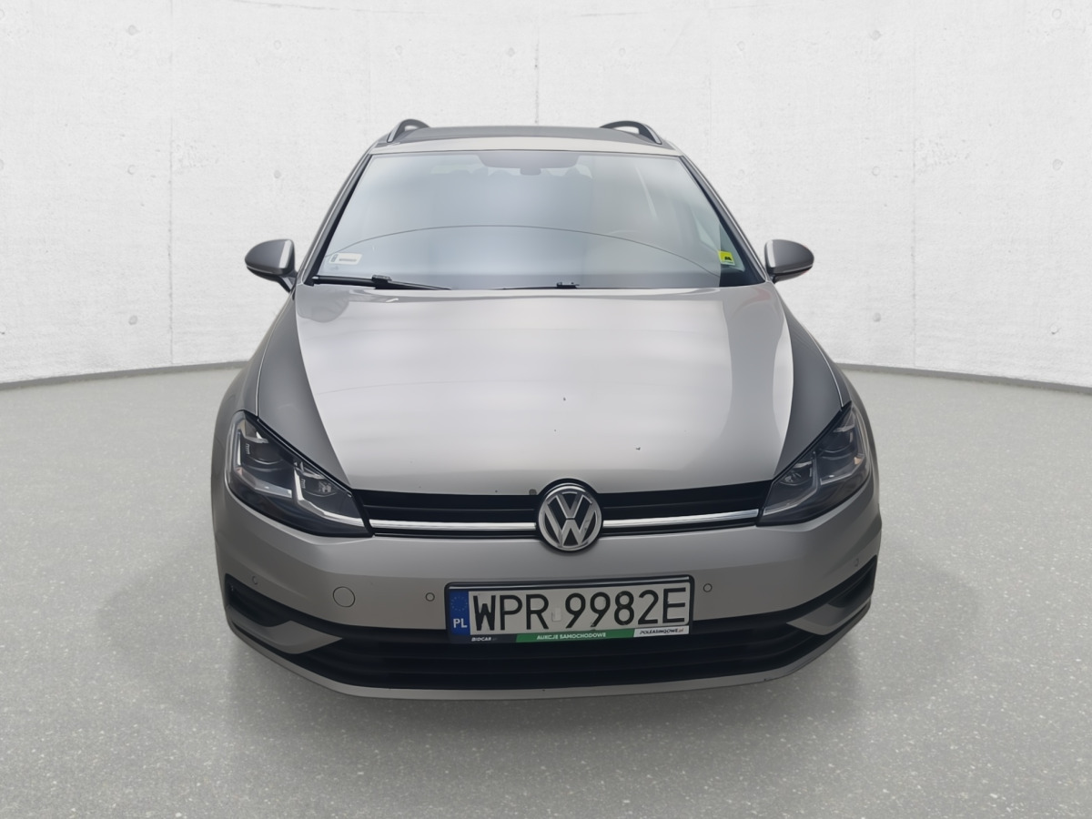 VOLKSWAGEN GOLF KOMBI - Voiture: photos 3 VOLKSWAGEN GOLF KOMBI - Voiture: photos 3