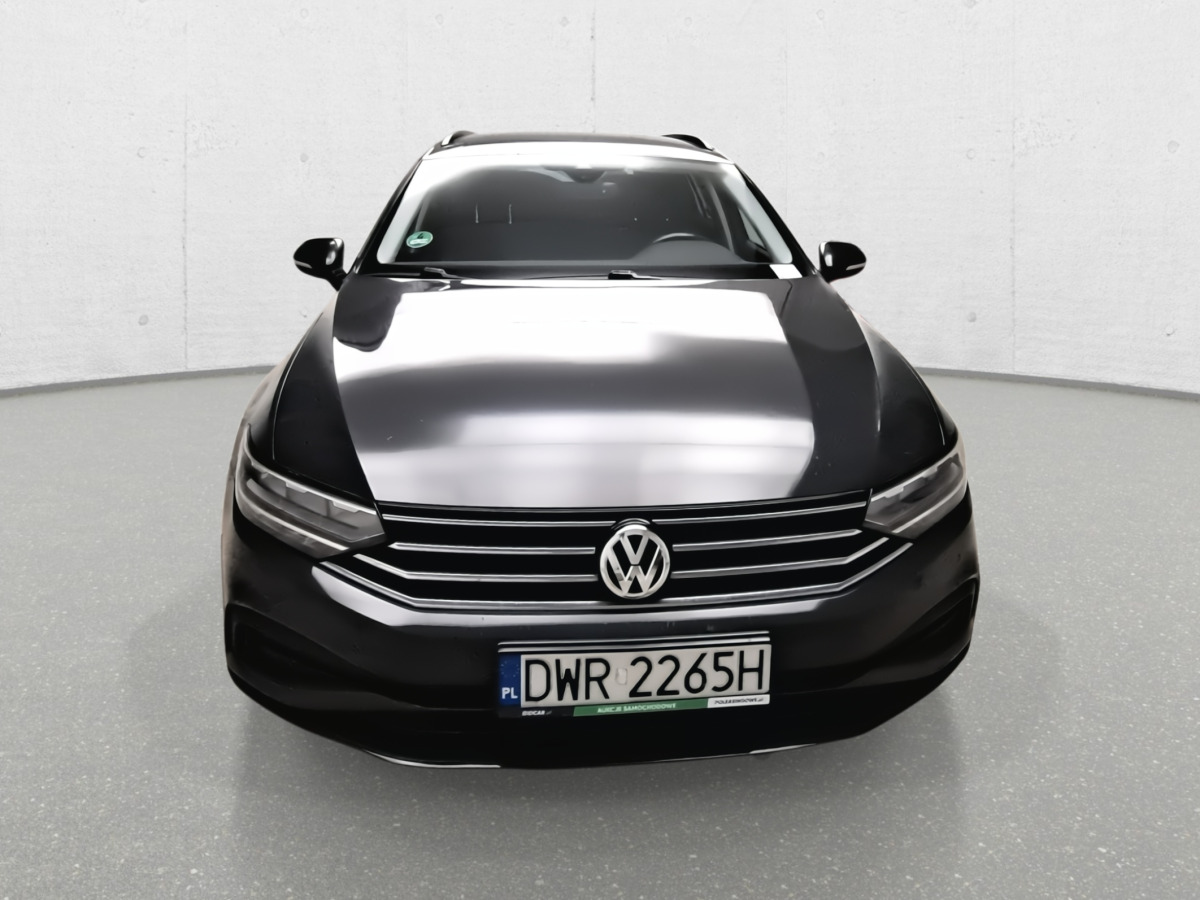 VOLKSWAGEN PASSAT KOMBI - Voiture: photos 3 VOLKSWAGEN PASSAT KOMBI - Voiture: photos 3