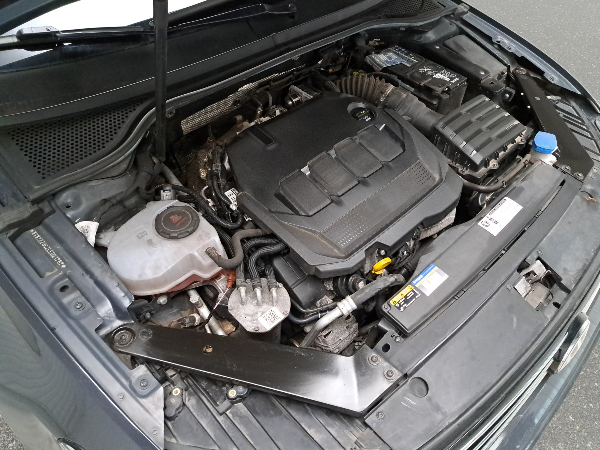 Voiture VOLKSWAGEN PASSAT KOMBI: photos 15
