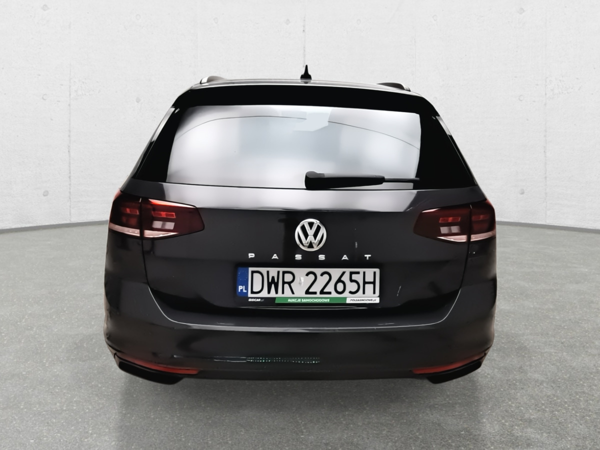 Voiture VOLKSWAGEN PASSAT KOMBI: photos 7