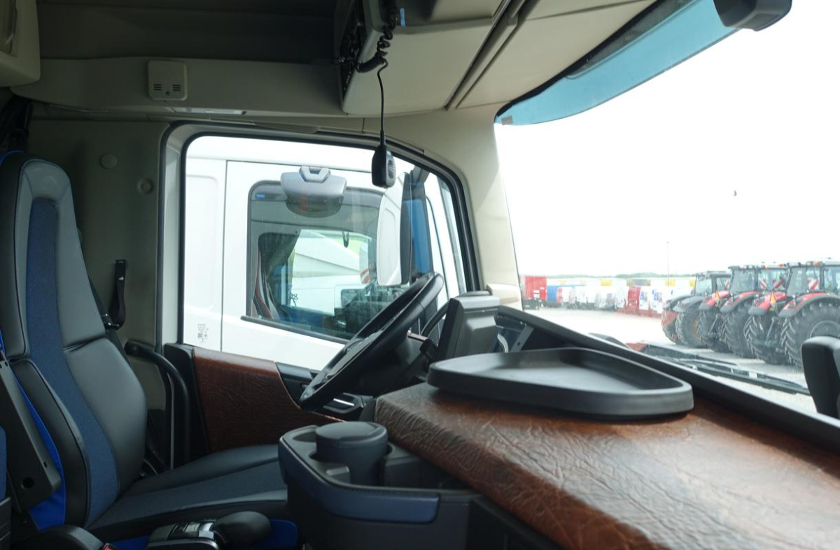 VOLVO FH 500 HAKOWIEC - Camion ampliroll: photos 5 VOLVO FH 500 HAKOWIEC - Camion ampliroll: photos 5
