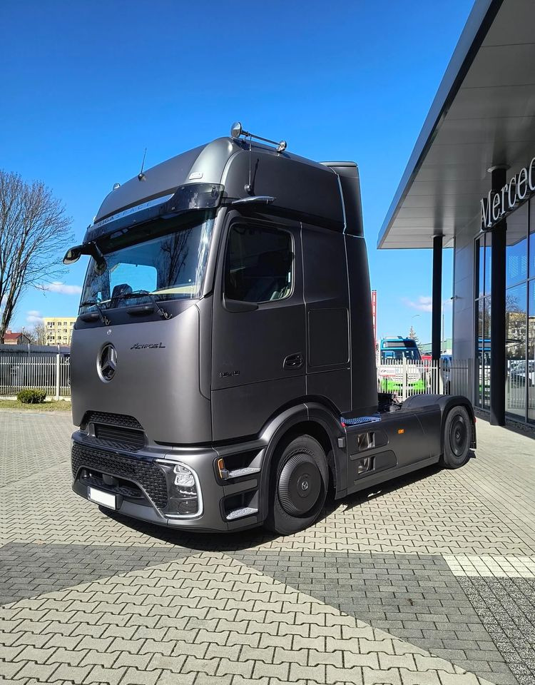 Mercedes-Benz Actros 1848 LS - Tracteur routier: photos 1 Mercedes-Benz Actros 1848 LS - Tracteur routier: photos 1