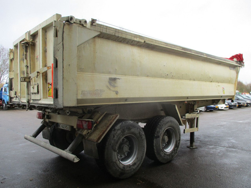 Benalu C33 , 2 Axle, Alu Tipper trailer , Drum brakes , Spring suspension - Semi-remorque benne: photos 3 Benalu C33 , 2 Axle, Alu Tipper trailer , Drum brakes , Spring suspension - Semi-remorque benne: photos 3